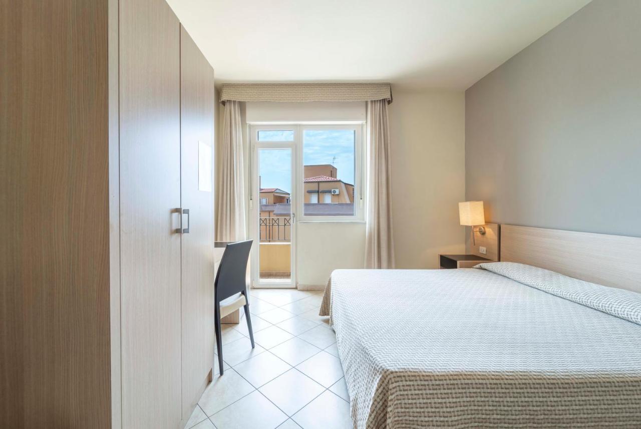 Hotel San Giuan Альгеро Экстерьер фото